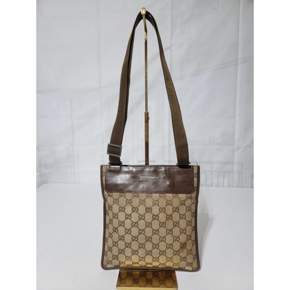 GUCCI GG CANVAS Flat SMALL MESSENGER CROSSBODY BAG